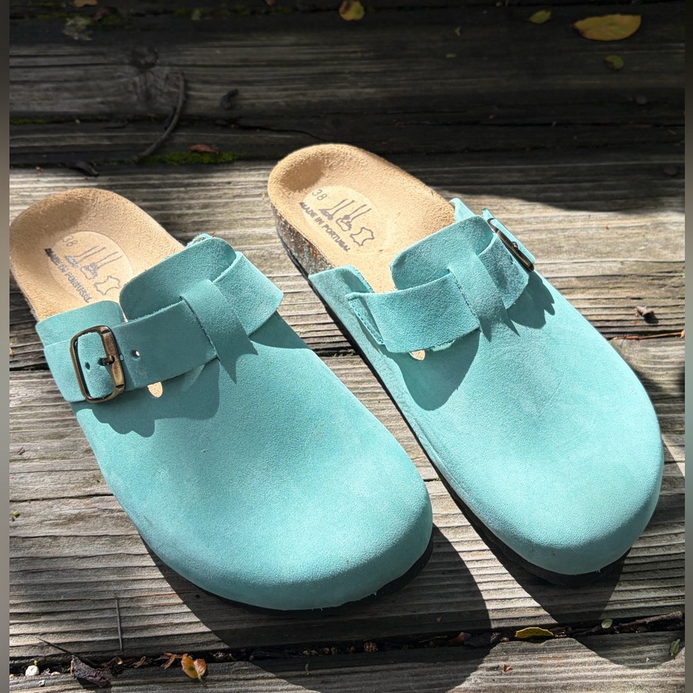 Tiffany Blue Boston Style Clogs